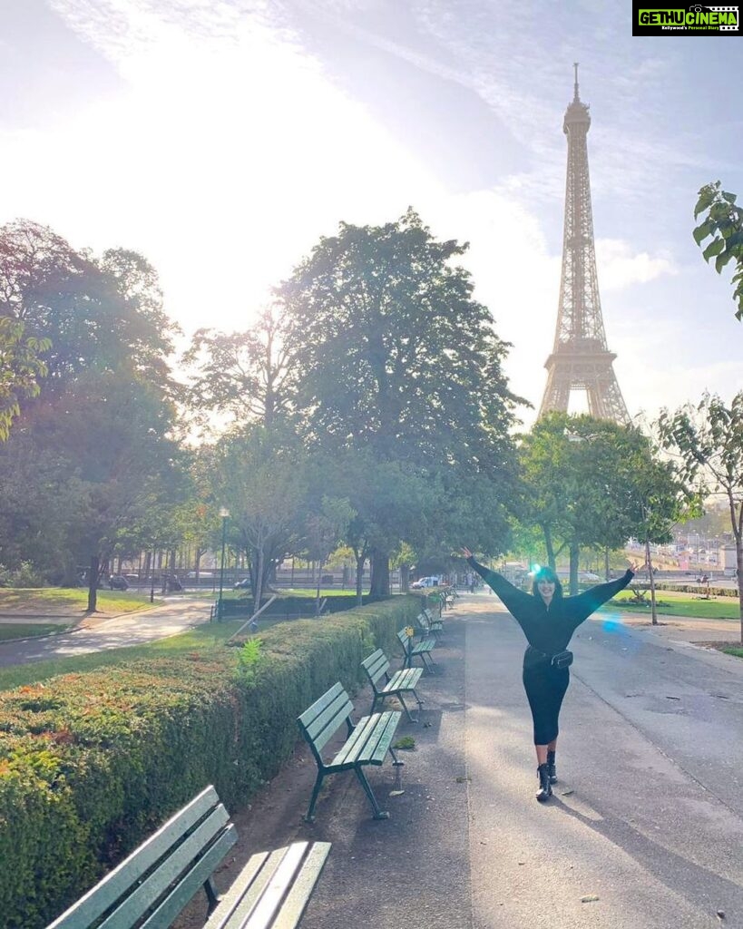 Rhea Chakraborty Instagram - If up was down, North was south If the tress were blue And the water green If you were me And I was you Would you still love me? The way I do ...... #love #rheality #paris 🌈 #imapoetandnowyouknowit