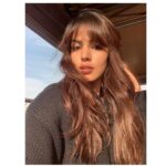 Rhea Chakraborty Instagram - A dream in a moment ,or a moment in a dream ; Love is just the colour of water flowing in a stream.. - Anonymous ( always wanted to be anonymous “the poet “ 😉) #rheality #imapoetandnowyouknowit