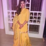 Rhea Chakraborty Instagram - 💛💛💛💛💛 Outfit @sukritiandaakritiofficial , jewellery @azotiique @rahejavarun , Styled by @sanamratansi @style.cell , Assisted by @nikhitaniranjan