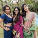 Rhea Chakraborty Instagram - Ri Ri , mini and Britney ✨✨✨