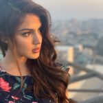 Rhea Chakraborty Instagram - 🌈