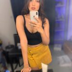Rhea Chakraborty Instagram - Vanity Van series Drop 3 . #rheality Managed and styled by @radhikamehta9