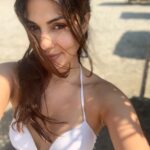 Rhea Chakraborty Instagram - Did you miss me ? 🐬 #rheality