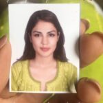 Rhea Chakraborty Instagram - I have a serious question ! Is it just me , or do you’ll also suffer from “I thought I looked better “ syndrome , after seeing your passport photos? #rheality