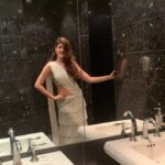 Rhea Chakraborty Instagram - 🌟🌟🌟🌟🌟🌟🌟🌟🌟🌟🌟🌟✨✨✨✨✨ Diwali ✨ ✨✨✨✨✨✨✨✨✨✨✨✨✨✨✨✨✨✨✨🌟🌟🌟🌟🌟🌟✨✨ sparkle courtesy -@simplysimone.official @simone.khambatta #nothingsimpleaboutit #rheality
