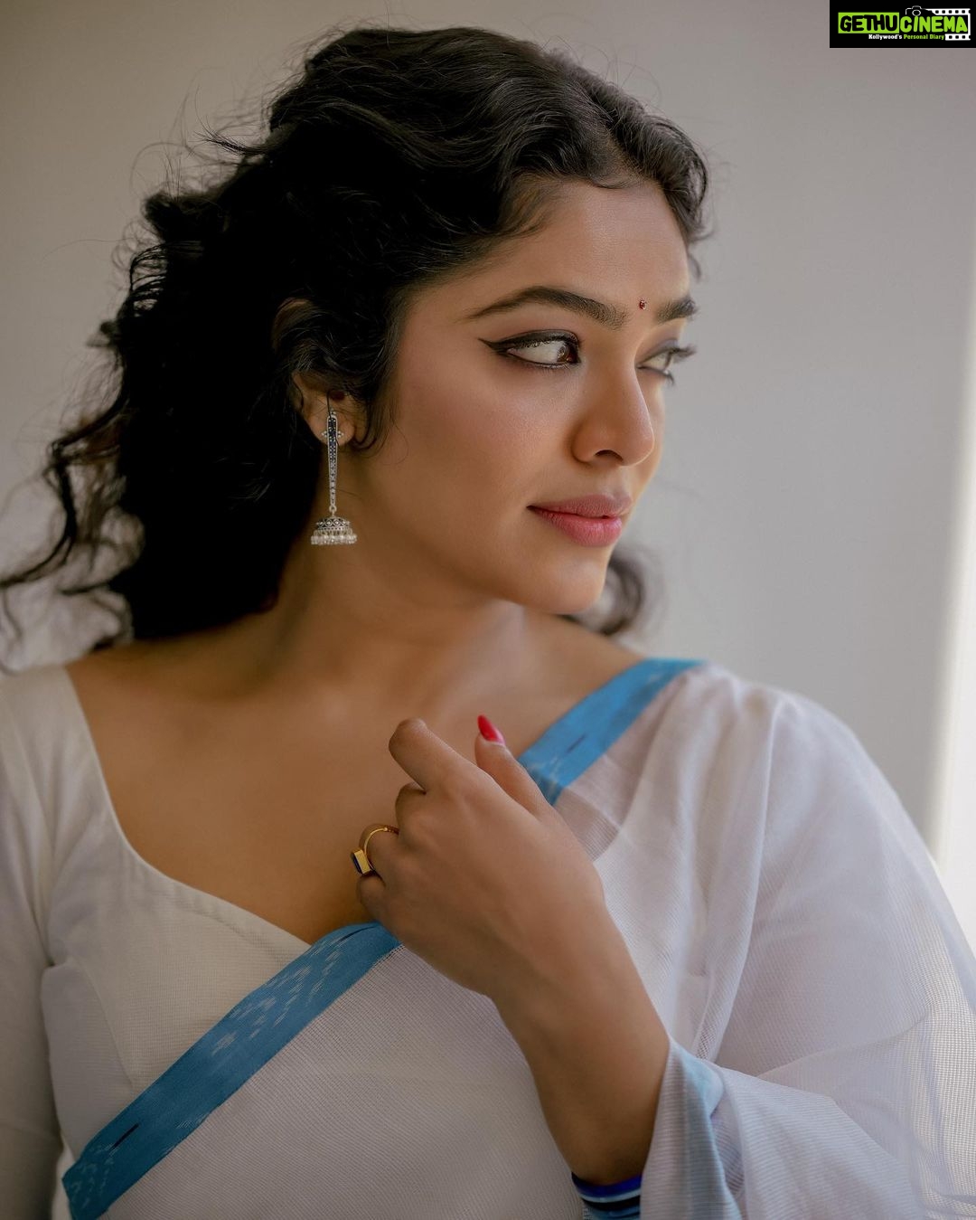 Rima Kallingal - 12.7K Likes - Most Liked Instagram Photos