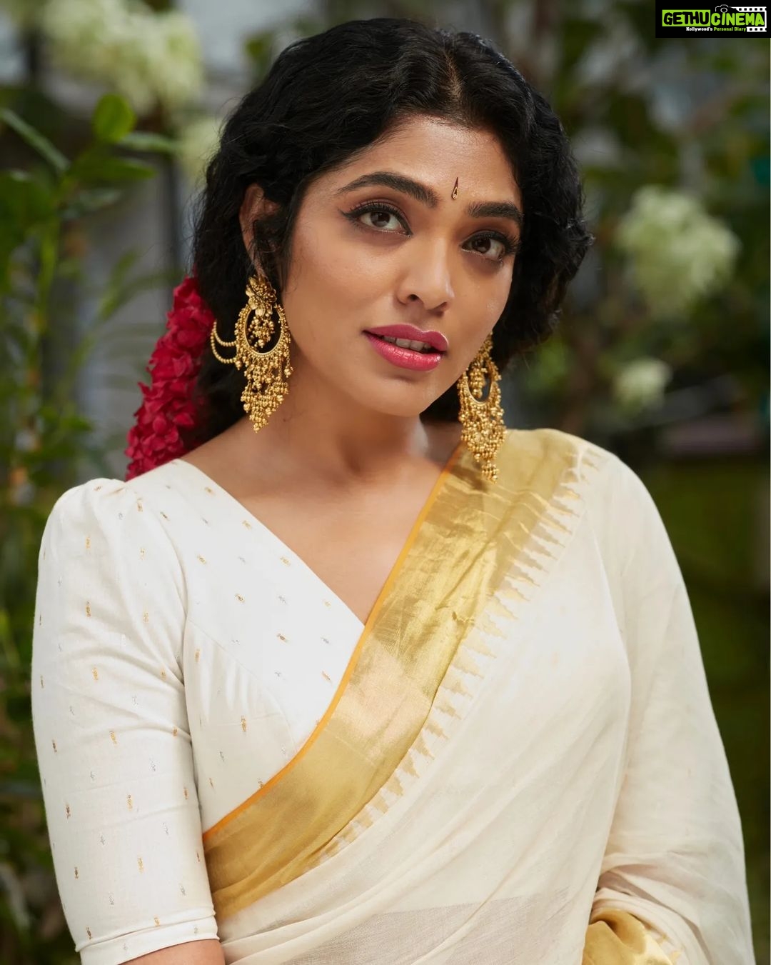 Rima Kallingal - 12.9K Likes - Most Liked Instagram Photos