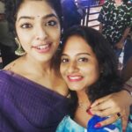 Rima Kallingal Instagram - The best cheer squad ever 🌸😘 Together in it 💙🫂🌸 #neelavelicham #FDFS