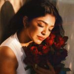 Rima Kallingal Instagram – Many minds .. one body ..

Photographed @jaisonmadany 
Wearing @roukabysreejithjeevan 
Flower @theflorist_cochin 
MUA @brandy_makeup_artist
Retouch @salgu_maan
