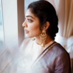 Rima Kallingal Instagram – Eye speak 💙. 

Styling myself as Bhargavi.. 
Wearing @raw_mango 
📸 : @aisha_moidhu 
MUA : @glambysugar