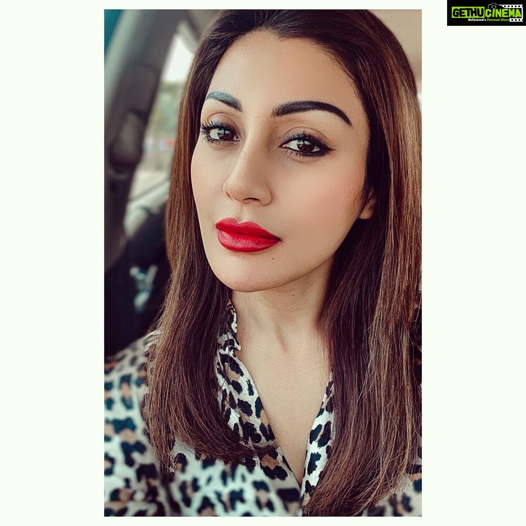 Rimi Sen Instagram - #instagood #instagram #instadaily #instalike #instamood #instapic #instaphoto #instalove #instatravel #viral #viralvídeos #viralreels #viralpost #viralvideo #explore #explorepage #exploremore #trending #trendingreels #trendingsongs #picoftheday #photooftheday #travel