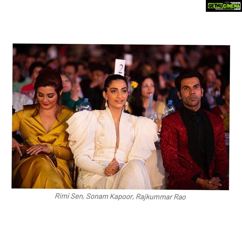 Rimi Sen Instagram - Filmfare middle east... Shangri-La Barr Al Jissah, Muscat