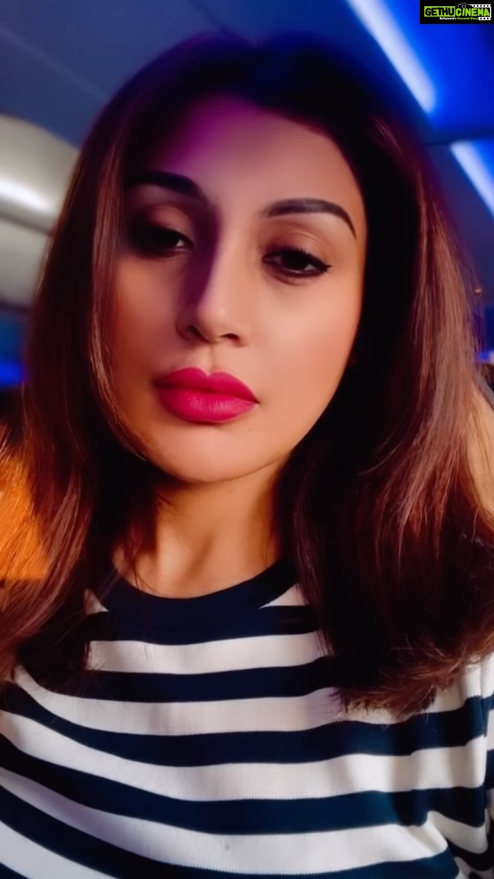 Rimi Sen Instagram - Life is a mixture of light and shadow…. #instagood #instagram #insta #instadaily #instamood #instalove #instalike #instacool #instatravel #reels #reelsinstagram #reelsvideo #reelsindia #reelsinsta #reelinstagram #reelsviral #viral #viralvideos #viralreels #viralpost #explore #explorepage #exploremore #explorepage✨ #heat