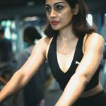 Rimi Sen Instagram - @cloud9gymandheriwest @thenayabombaywala #fitnessmotivation #workout #fitnessgirl Mumbai, Maharashtra