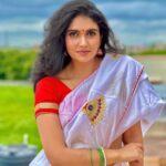 Rinku Rajguru Instagram - To be beautiful means to be yourself. You don't need to be accepted by others. You need to accept yourself.