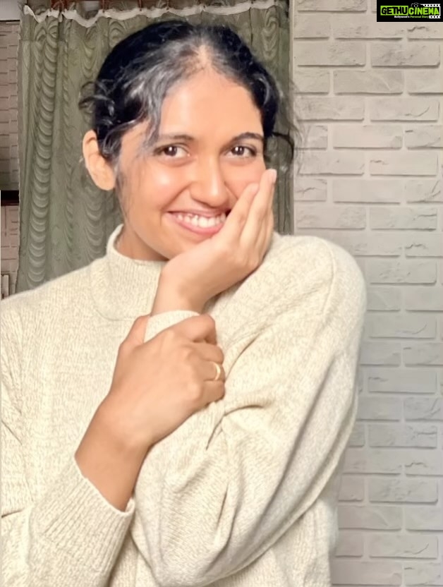 Rinku Rajguru Instagram - Create your own sunshine when it's dark.☺️
