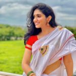 Rinku Rajguru Instagram - To be beautiful means to be yourself. You don't need to be accepted by others. You need to accept yourself.
