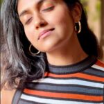 Rinku Rajguru Instagram - allow yourself to transform as many times as you need to be fully happy and free 🌈🧚🏻‍♀️❤️ #nomakeup#moments
