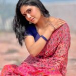 Rinku Rajguru Instagram – Never compare yourself with others whoever you are you are the best🌸🌹
Pic: @siddharthmahadeorajguru