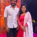 Rithika Tamil Selvi Instagram - Happy in Meeting these two excellent talents of Kollywood cinema 🤩😊 @sivakarthikeyan anna & @radhakrishnan_parthiban sir Do watch kpy champions grand finale today at 3pm in @vijaytelevision Tq @director_thomson_vijaytv sir for having me in the show🙏🏻😊 . . . . #rithika #rithikavijaytv #tamil_rithika #vijaystars #vijaytelevision #kpychampions #kpyc #kpyfinale #kpychampionsfinale #skanna #directorparthiban #sivakarthikeyan #rithikatamilselvi