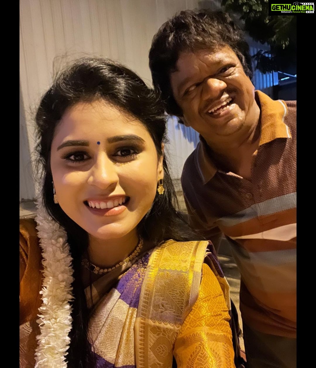Rithika Tamil Selvi Instagram - ஆயுத பூஜை நல்வாழ்த்துக்கள்🙏🏻😊 Jewel @made_for_hers . . . . . #rithika #tamil_rithika #vijaystars #vijaytelevision #ayuthapooja #ayuthapoojaspecial #ayuthapooja2022 #rithikatamilselvi #nanautokaran