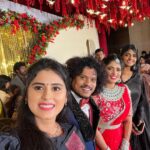 Rithika Tamil Selvi Instagram - Happy marriage nanba🎉 wishing u both a lifetime of love & happiness together 💕💐 @vijaytvpugazh @bensipugazh Saree @d_blossoms_saree Blouse @sdduniqueboutique_97 . . . . #rithika #tamil_rithika #rithikavijaytv #vijaystars #vijaytelevision #pugazhwedding #pugazh #pugazhmarriage #pugazhbenzy #pugazhvijaytv #vijaytvpugazh Ideal Beach Resort