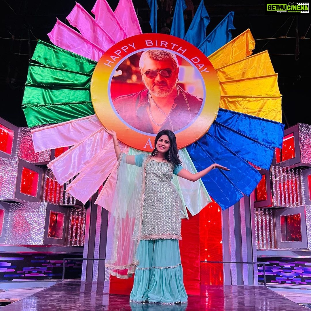Rithika Tamil Selvi Instagram - Happy birthday AK sir 😊💐 . . . Outfit @label_srii Designer @sridevi_gopalakrishnan . . #rithika #rithikavijaytv #tamil_rithika #vijaytelevision #vijaystars #akvinmayday #happybirthdaythala