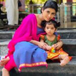 Rithika Tamil Selvi Instagram – Good morning everyone 😊❤️

#amirtha #ezhlil #nila 
From the sets of #baakiyalakshmi 
.
.
.
.
#rithika #rithikavijaytv #vijaytelevision #tamil_rithika #amirthabaakiyalakshmi #nilapaapa #baakiyalakshmi_serial