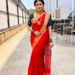 Rithika Tamil Selvi Instagram - அனைவருக்கும் சித்திரைத் திருநாள் நல் வாழ்த்துக்கள் 🙏🏻😊இந்த புது வருடம் உங்களுக்கும் உங்கள் குடும்பத்தினர்க்கும் அனைத்து நன்மைகளையும் வழங்கட்டும்✌️❤️ . . Wearing @sdduniqueboutique_97 Jewels @made_for_hers . . #rithika #rithikavijaytv #vijaystars #vijaytelevision #tamil_rithika #rithikatamilselvi #tamilnewyear2022