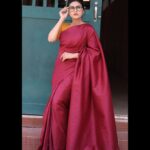 Rithika Tamil Selvi Instagram - Welcome April ! Wishing u all a wonderful month filled with love & happiness ♥️😊✌️ Look for an upcoming show 👆 Customized outfit designer @sdduniqueboutique_97 Behind the lens @raghul_raghupathy . . . #rithika #rithikavijaytv #vijaystars #vijaytelevision #vijaytvfamily #tamil_rithika #RithikaTamilselvi #vijaytvshows