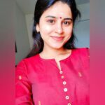 Rithika Tamil Selvi Instagram - May this year be a joyful ride for u & ur family. Here's wishing you all the best year ahead ✌️🤗😃 Happy new year 2022 my dear insta family ❤️ . . #rithika #rithikavijaytv #vijaystars #vijaytelevision #happynewyear #happnewyear #RithikaTamilselvi #tamil_rithika #Rithika