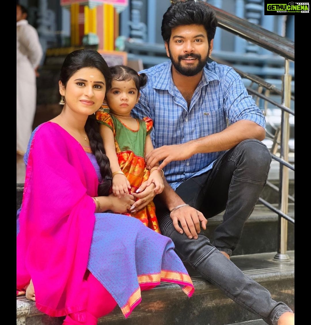 Rithika Tamil Selvi Instagram - Good morning everyone 😊❤️ #amirtha #ezhlil #nila From the sets of #baakiyalakshmi . . . . #rithika #rithikavijaytv #vijaytelevision #tamil_rithika #amirthabaakiyalakshmi #nilapaapa #baakiyalakshmi_serial