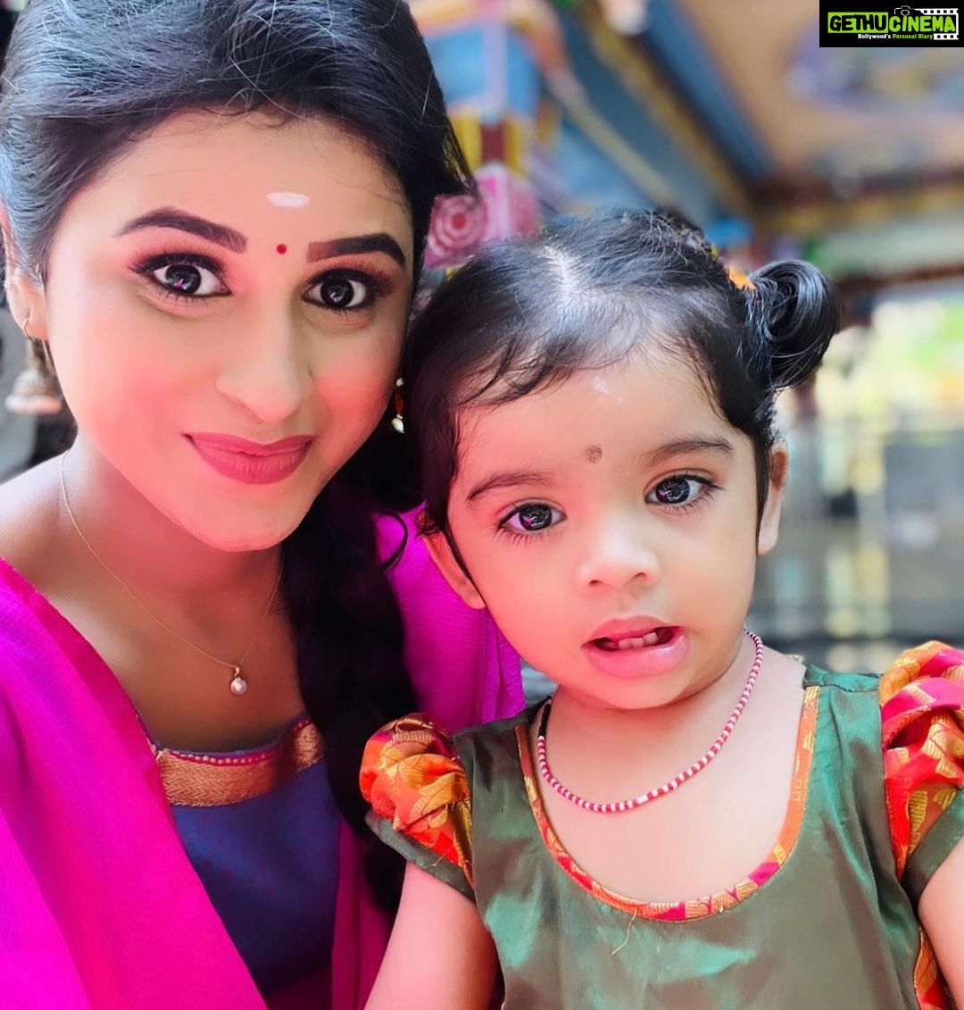 Rithika Tamil Selvi Instagram - Good morning everyone 😊❤️ #amirtha #ezhlil #nila From the sets of #baakiyalakshmi . . . . #rithika #rithikavijaytv #vijaytelevision #tamil_rithika #amirthabaakiyalakshmi #nilapaapa #baakiyalakshmi_serial