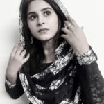 Rithika Tamil Selvi Instagram - Never stop being who you are, You are enough, You are whole, You are complete . Good morning 😊🖤🤍 Happy weekend ✌️ . . . . #rithika_tamil #rithikavijaytv #vijaystars #vijaytelevision #tamil_rithika #blacklove #rithikatamilselvi