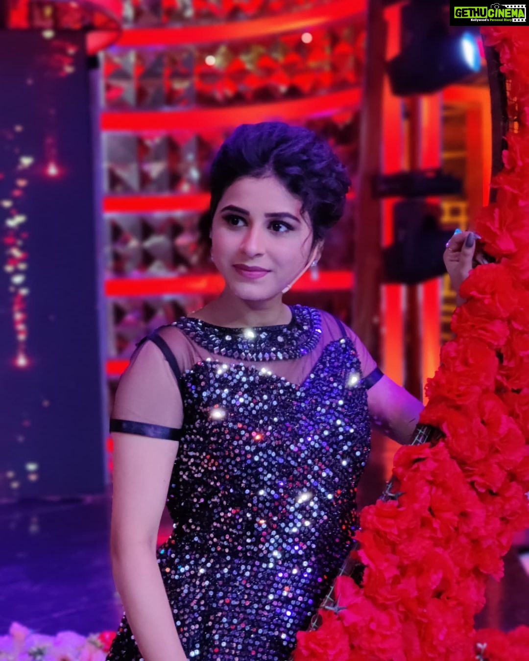 Rithika Tamil Selvi Instagram - Just do small things with great Love❤😊✌ . . . . . Stylist @sunilkarthik_sk . . . . #rithika #Rithika #rithikacwc #rithikavijaytv #tamil_rithika #vijaystars #vijaytvshow #vijaytelevision