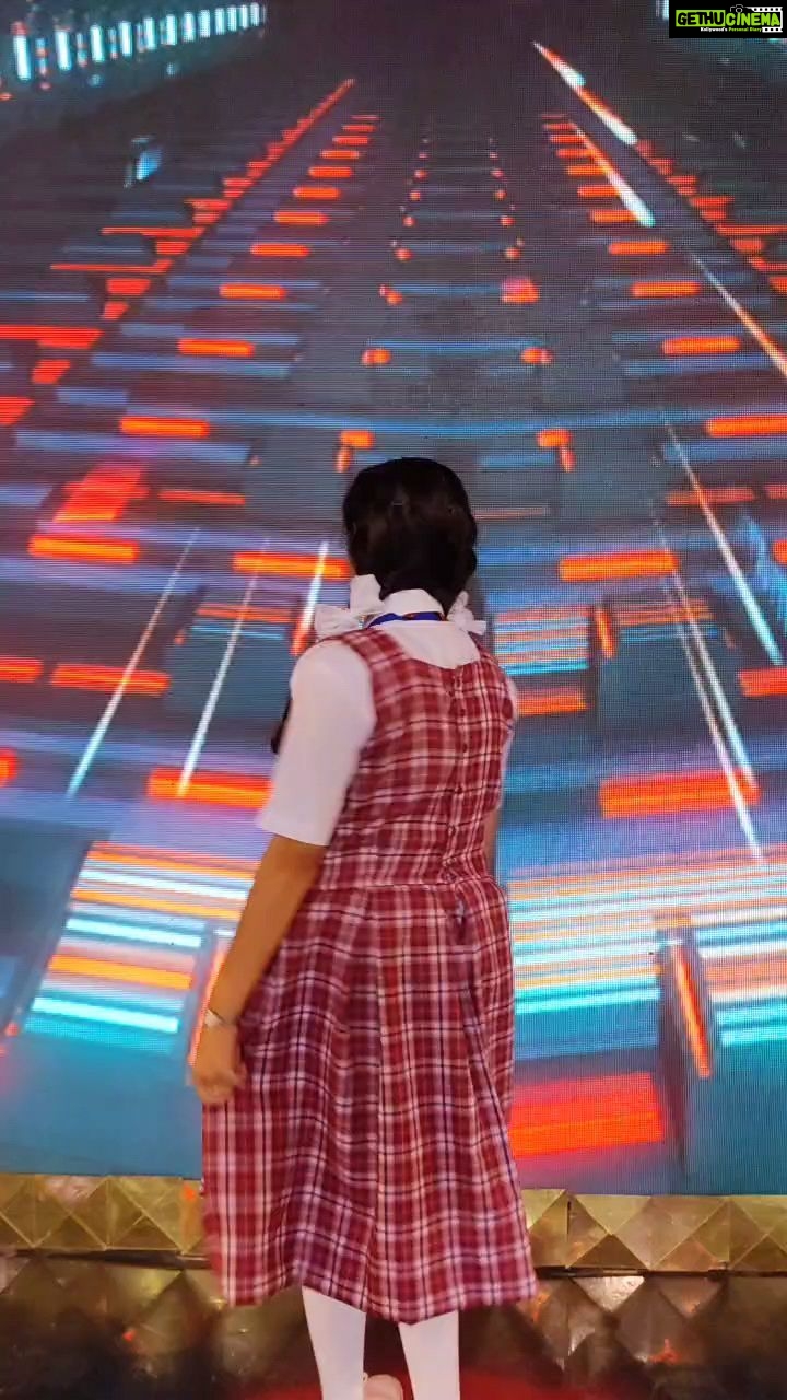Rithika Tamil Selvi Instagram - Back to school feel😍👧 . . . #rithika #tamil_rithika #vijaystars #Rithika #schoollife #schoolgirl #schooluniform #schooldays #schoolmemories #vijaytelevision #schoolstudents