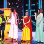 Rithika Tamil Selvi Instagram - Pics with my fiction & non fiction pairs on television @bjbala_kpy @iamvjvishal . . . Pc : @vishnukanth_gk . . . #rithika #tamil_rithika #rithikavijaytv #vijaystars #vijaytelevision #comedyrajakalakkalrani #crkr