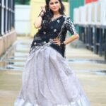 Rithika Tamil Selvi Instagram - விநாயகர் சதுர்த்தி நல்வாழ்த்துக்கள்🙏😊 . . . Pc : @vishnukanth_gk #rithika #tamil_rithika #vijaystars #rithikavijaytv #baakiyalakshmi #baakiyalakshmi_serial #baakiyalakshmi_vijaytv #blacklove #traditionalwear #halfsaree