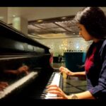 Rithika Tamil Selvi Instagram - Guess this BGM friends 😊✌🎹 . . . . #Rithika #rithikavijaytv #rithika #piano #musiclove #vijaystars #reelsindia #reelsinstagram