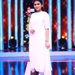 Rithika Tamil Selvi Instagram - The more you thank life, the more life gives you to be thankful for😊 Have a great day ✌ . . . . Pc : @vishnukanth_gk . . #Rithika #rithikavijaytv #tamilselvi_rithika #tamil_rithika #rithika #rithikacookwithcomali #vijaystars #vijaytvactress #vijaytelevision #comedyrajakalakkalrani #rithikacwc