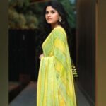 Rithika Tamil Selvi Instagram - Look at people with the eyes of your heart. GOOD MORNING 🌸🌺😊 . . . . Outfit @sdduniqueboutique_97 PC @vishnukanth_gk . . . #rithika #tamil_rithika #rithikavijaytv #rithikacwc #vijaystars #vijaytelevision #comedyrajakalakkalrani #crkr