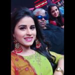 Rithika Tamil Selvi Instagram - That was a great day with these lovely people 😍especially I'm soo happy that I met my most favorite singer @kschithra amma❤felt so blessed ☺ . . . . #rithika #rithikavijaytv #tamil_rithika #vijaystars #vijaytelevision #supersinger #supersinger8 #supersingerfinale