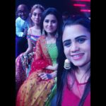 Rithika Tamil Selvi Instagram - That was a great day with these lovely people 😍especially I'm soo happy that I met my most favorite singer @kschithra amma❤felt so blessed ☺ . . . . #rithika #rithikavijaytv #tamil_rithika #vijaystars #vijaytelevision #supersinger #supersinger8 #supersingerfinale
