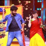 Rithika Tamil Selvi Instagram - Pics with my fiction & non fiction pairs on television @bjbala_kpy @iamvjvishal . . . Pc : @vishnukanth_gk . . . #rithika #tamil_rithika #rithikavijaytv #vijaystars #vijaytelevision #comedyrajakalakkalrani #crkr