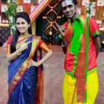 Rithika Tamil Selvi Instagram - Happy faces 😀❤ . . . #Rithika #rithikacookwithcomali #cookwithcomali2 #cookwithcomalicelebration #cookwithcomaliseason2 #cookwithcomalifamily #cookwithcomali #vijaystars #vijaytelevision #vijaytvartist #vijaytvshows #stressbuster #tamil_rithika #tamilselvi_rithika #rithikavijaytv #rithikacwc