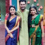 Rithika Tamil Selvi Instagram - Happy faces 😀❤ . . . #Rithika #rithikacookwithcomali #cookwithcomali2 #cookwithcomalicelebration #cookwithcomaliseason2 #cookwithcomalifamily #cookwithcomali #vijaystars #vijaytelevision #vijaytvartist #vijaytvshows #stressbuster #tamil_rithika #tamilselvi_rithika #rithikavijaytv #rithikacwc