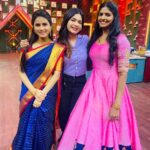 Rithika Tamil Selvi Instagram - Happy faces 😀❤ . . . #Rithika #rithikacookwithcomali #cookwithcomali2 #cookwithcomalicelebration #cookwithcomaliseason2 #cookwithcomalifamily #cookwithcomali #vijaystars #vijaytelevision #vijaytvartist #vijaytvshows #stressbuster #tamil_rithika #tamilselvi_rithika #rithikavijaytv #rithikacwc