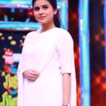 Rithika Tamil Selvi Instagram - The more you thank life, the more life gives you to be thankful for😊 Have a great day ✌ . . . . Pc : @vishnukanth_gk . . #Rithika #rithikavijaytv #tamilselvi_rithika #tamil_rithika #rithika #rithikacookwithcomali #vijaystars #vijaytvactress #vijaytelevision #comedyrajakalakkalrani #rithikacwc