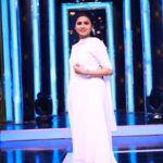 Rithika Tamil Selvi Instagram - The more you thank life, the more life gives you to be thankful for😊 Have a great day ✌ . . . . Pc : @vishnukanth_gk . . #Rithika #rithikavijaytv #tamilselvi_rithika #tamil_rithika #rithika #rithikacookwithcomali #vijaystars #vijaytvactress #vijaytelevision #comedyrajakalakkalrani #rithikacwc