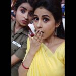 Rithika Tamil Selvi Instagram - Happy faces 😀 . . . #Rithika #rithikavijaytv #rithikacwc #tamil_rithika #tamilselvi_rithika #vijaystars #vijaytelevision #comedyrajakalakkalrani #cookwithcomalifamily #cookwithcomali2 #rithika #vijaytvshows
